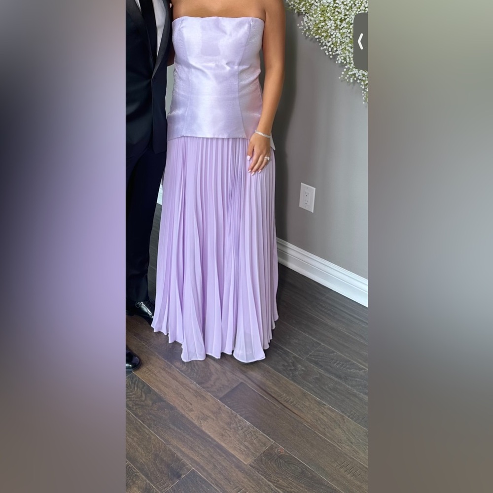 Elegant Lavender Pleated dress
